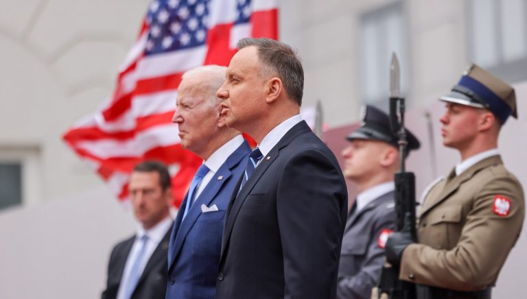 „Historyczna” wizyta Bidena w Polsce „zasygnalizuje znaczenie stosunków amerykańsko-polskich” – mówi ambasador