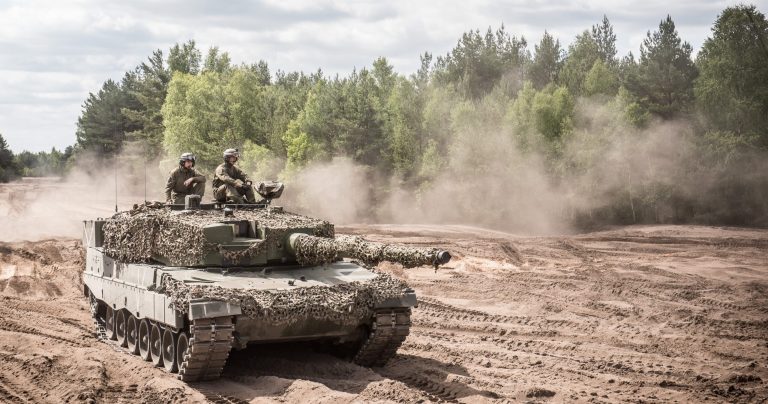 Polska przekaże dziś Ukrainie pierwsze czołgi Leopard w pierwszą rocznicę rosyjskiej inwazji