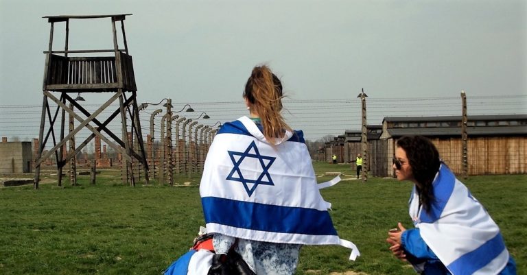 Polska i Izrael osiągnęły porozumienie w sprawie wznowienia wycieczek edukacyjnych o Holokauście