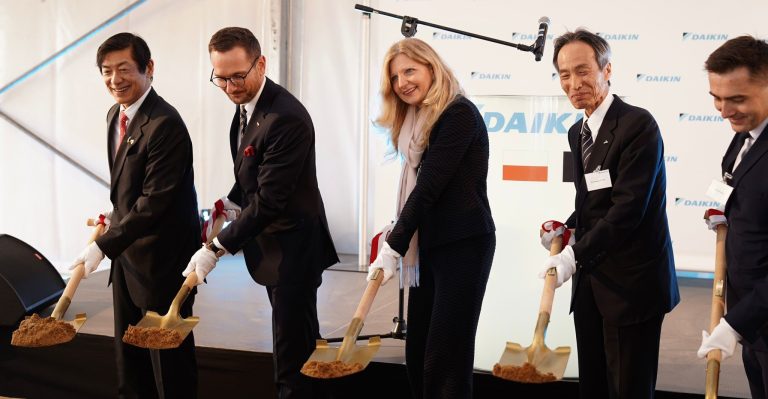 Japoński Daikin zbuduje w Polsce fabrykę pomp ciepła za 300 mln euro