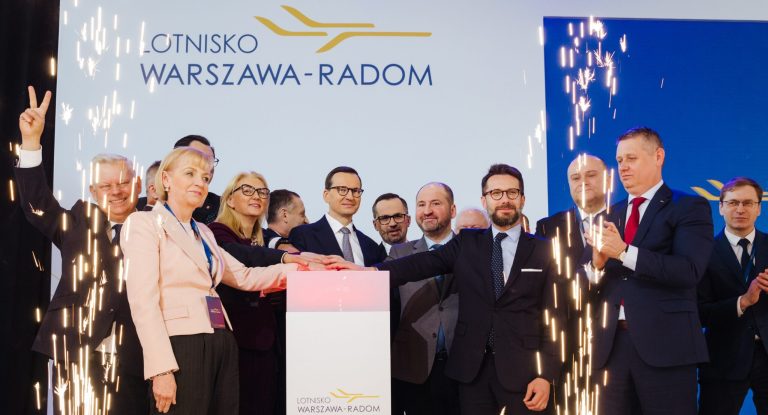 Polska ponownie otwiera „przeklęte” radomskie lotnisko