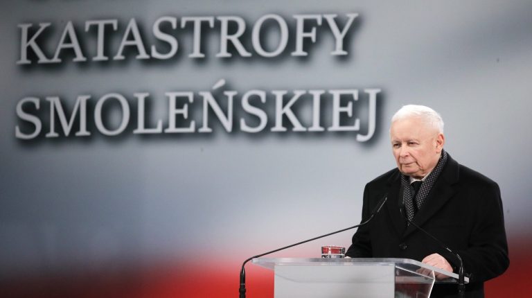Kaczyński ogłasza śledztwo w sprawie zamachu w sprawie katastrofy smoleńskiej i chce konfrontacji Putina z MTK
