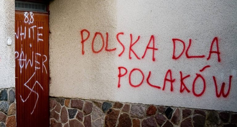 Sąd Najwyższy uchyla orzeczenie o mowie nienawiści „Polska dla Polaków” na wniosek ministra sprawiedliwości
