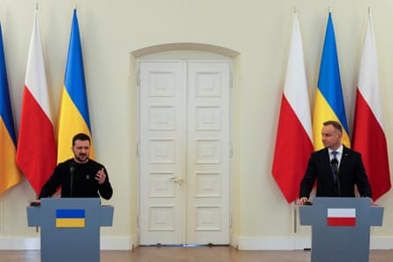 Zełenski witany z wojskowymi honorami z wizytą w Polsce |  Ukraina