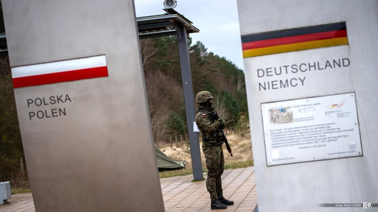 Państwa niemieckie dążą do przywrócenia kontroli granicznych z Polską w związku z gwałtownym wzrostem „nielegalnej migracji”