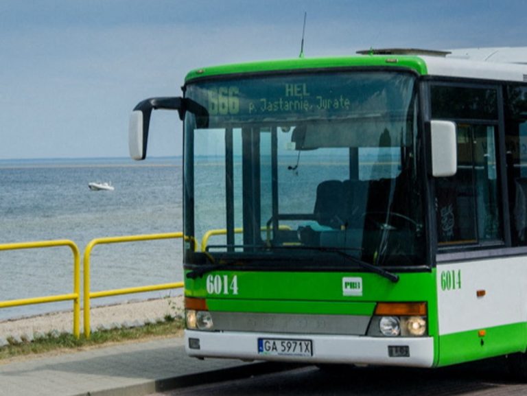 Polskie przedsiębiorstwo autobusowe rezygnuje z trasy 666 na Hel po skargach na „satanizm”.