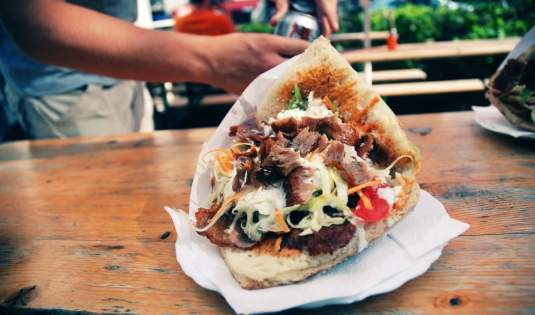 Irregularities found in over 80% of kebab shops inspected in Poland