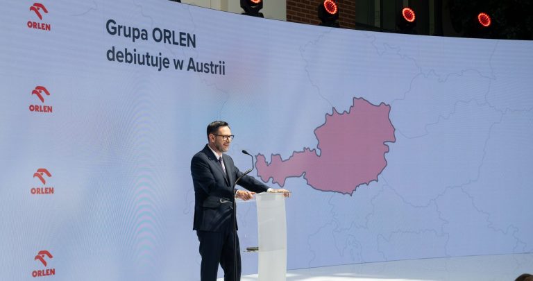 Polska państwowa firma energetyczna Orlen wchodzi do Austrii z zakupem 266 stacji benzynowych