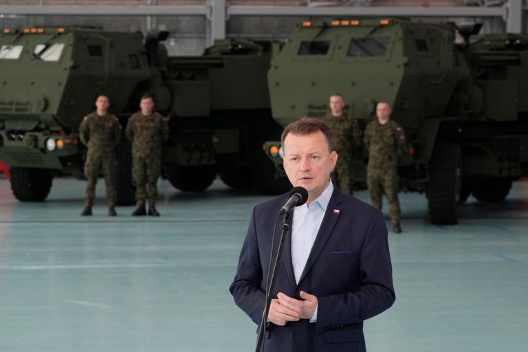 Poland plans to deploy 10,000 troops to its border with Belarus