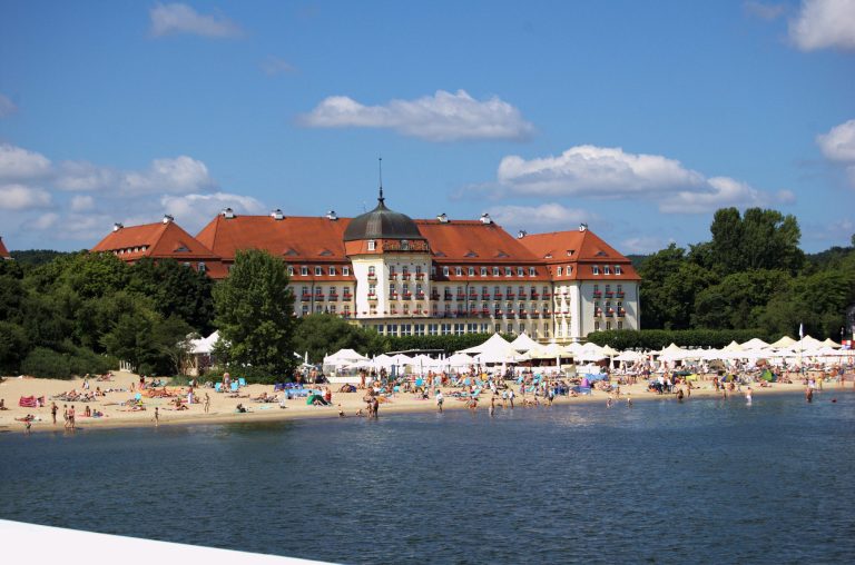 Poland to see growing summer tourism amid climate change, predicts head of travel giant TUI