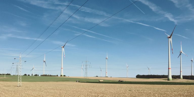 Poland adopts dynamic electricity pricing amid growing share of renewables in energy mix