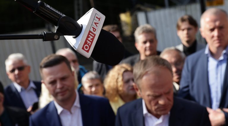Polish opposition ends boycott of state TV ahead of elections