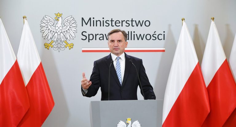 Polish justice minister wants constitutional court to block EU ban on petrol and diesel cars