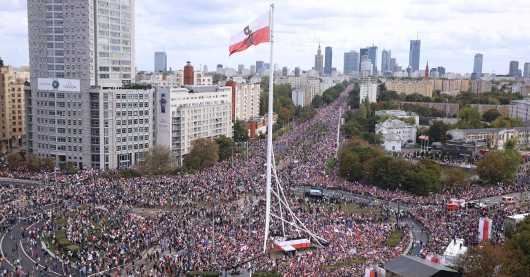 Leaked emails purport to show Polish state TV planning to declare opposition march a failure