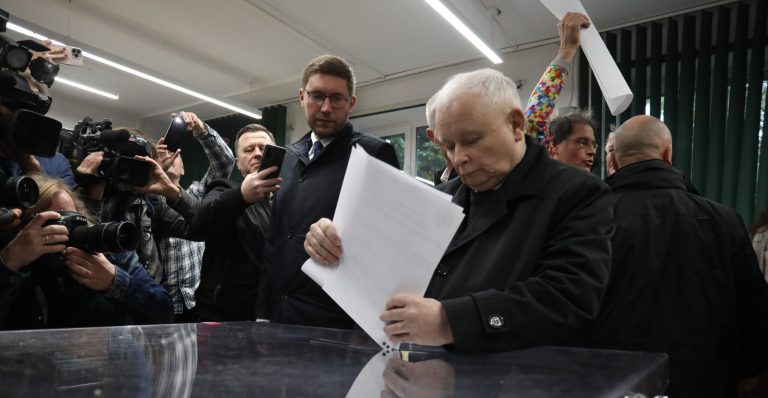 Exit poll: Polish government’s referendum invalidated by low turnout