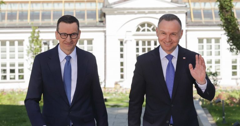 President Duda gives ruling PiS party first chance to form new government