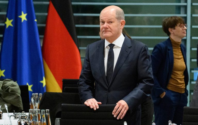New measures to curb migration to Germany agreed by Chancellor Scholz and state governors