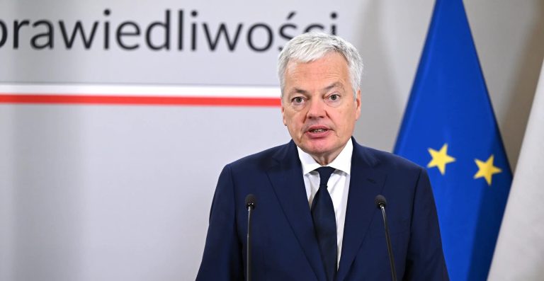 EU “pleased new Polish government determined to restore rule of law”, says visiting commissioner