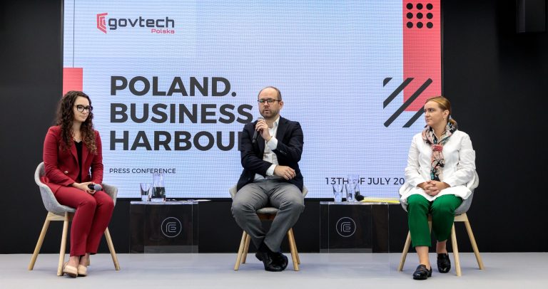 Poland suspends programme to attract IT specialists from eastern neighbours over visa concerns