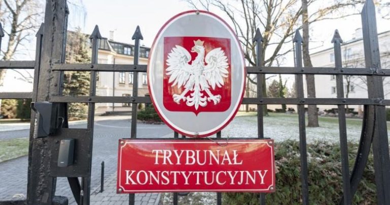 Polish government unveils planned overhaul of “defective” constitutional court
