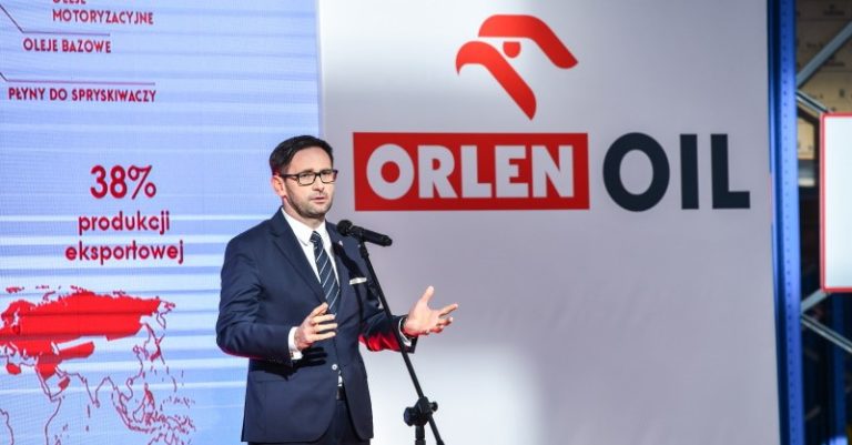 Polish state energy giant Orlen reveals details of $400m lost on undelivered Venezuelan oil