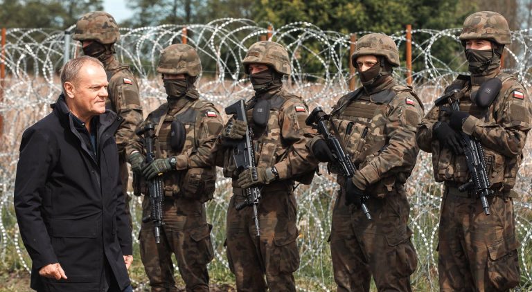 Tusk pledges further “fortification” of Belarus border amid “hybrid war of illegal migration”