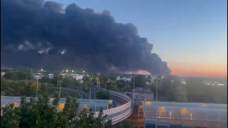 Smoke seen for miles as massive fire engulfs Warsaw shopping complex | News