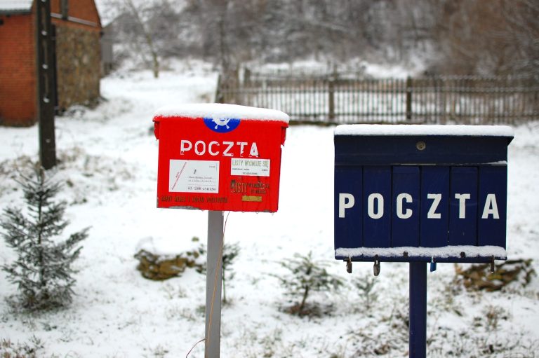 Polish post office to offer redundancy to 15% of staff as part of “transformation plan”