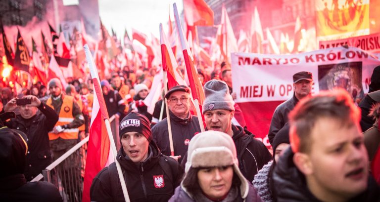 Polish opposition condemns police raids on organisers of Independence March