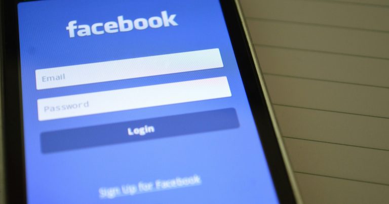 Polish publishers condemn Facebook after it limits post visibility following change to copyright law