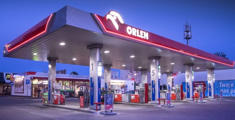 Profits plunge 96% at Polish state energy giant Orlen, prompting opposition criticism